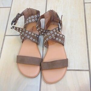 Torrid sandals size 7.5 WW